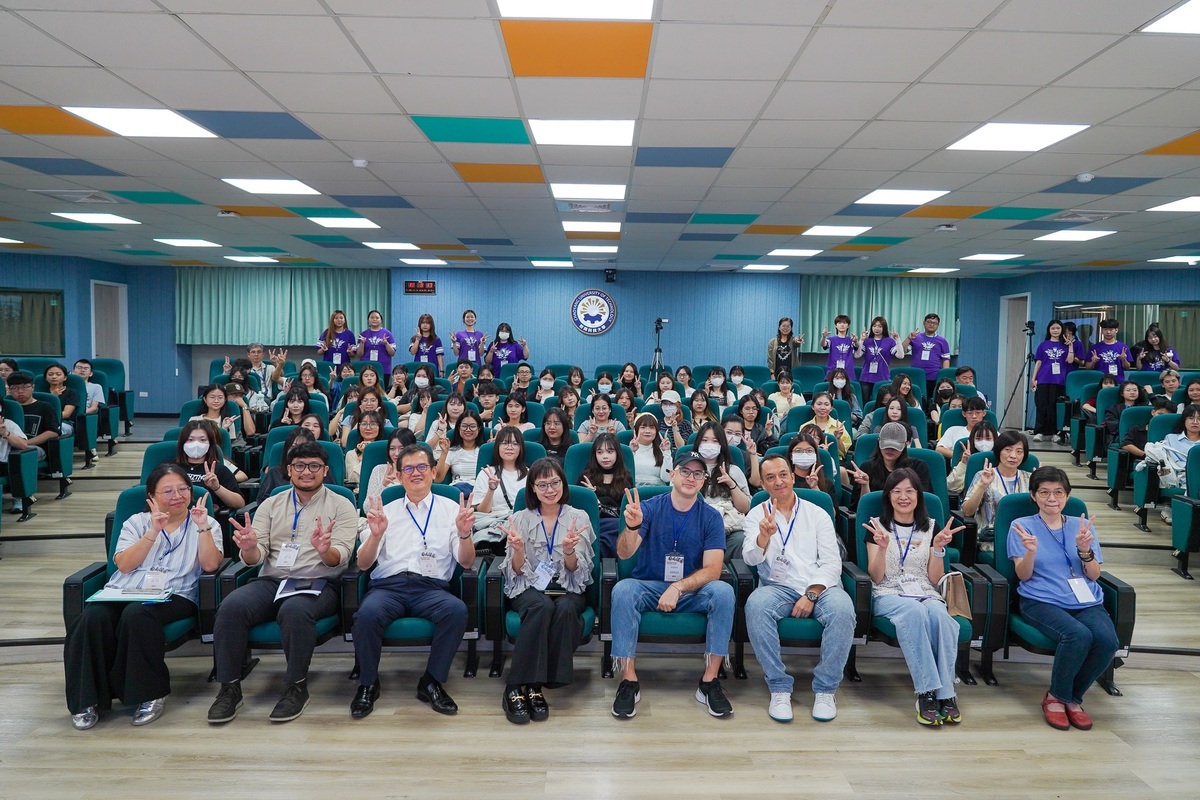 Students and faculty gathered for a group photo with Ugur Rifat Karlova (front row, fourth from right).Image