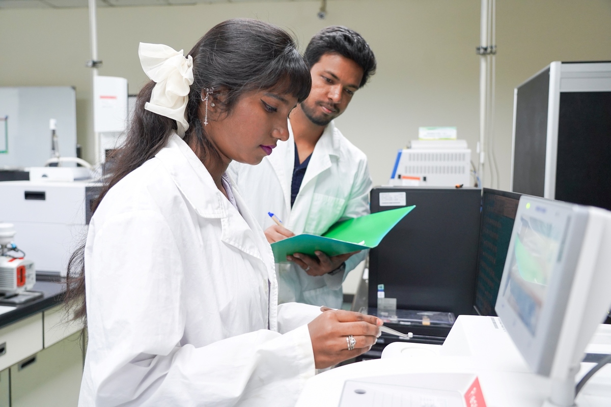 朝陽環境資源永續再利用研發中心打造千萬等級的高品質永續實驗室，協助企業以ESG的目標低碳轉型。圖片