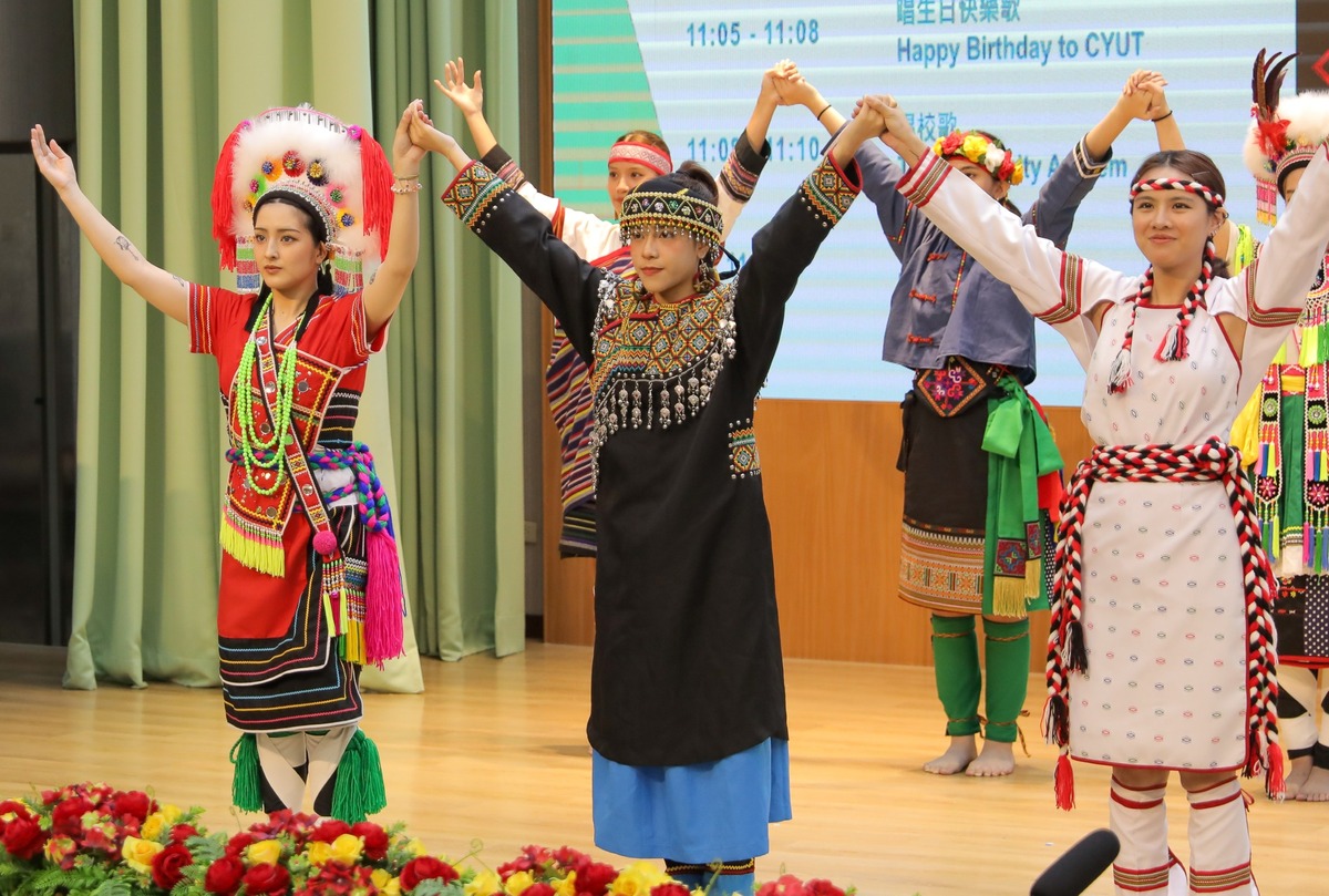 Indigenous performance opens the ceremony, symbolizing inclusivity and sustainability.Image