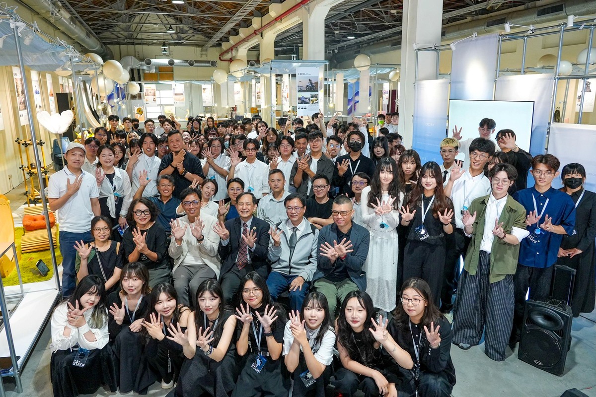 The graduation exhibition of the Department of Industrial Design showcases the creativity and innovation of 118 graduating students.Image