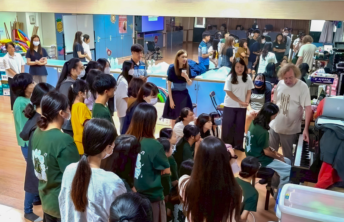 An international workshop at CYUT brought together high school and university students, highlighting the value of cross-disciplinary learning.Image