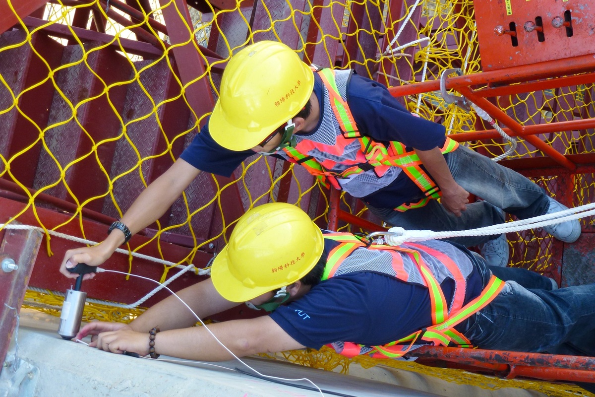 The Department of Civil and Construction Engineering developed a high-precision bridge inspection system using advanced tools and data analysis, earning widespread recognition.Image