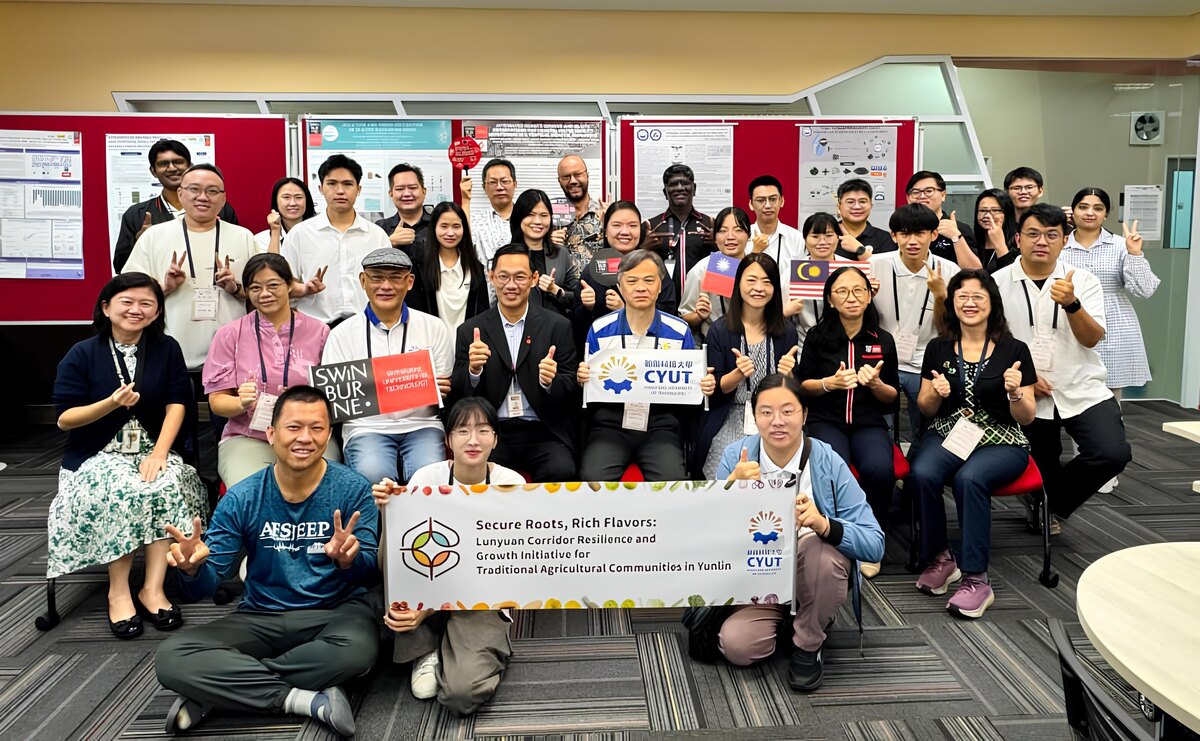 崙元廊道USR團隊與馬來西亞斯威本科技大學砂拉越校區合作推廣農安技術、食農教育及農村創生，打造USR跨境共學實踐平台。圖片