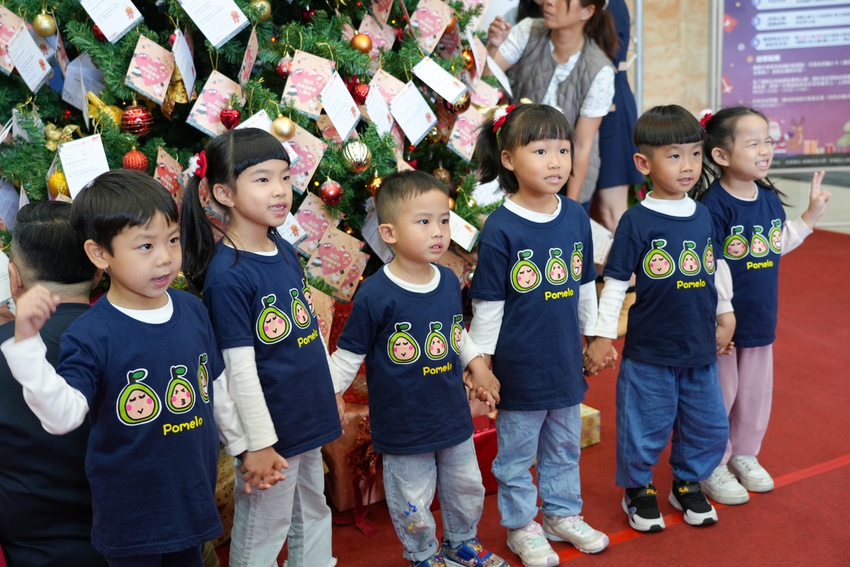 朝陽附設幼兒園的孩子們也加入響應圓夢樹的愛心行列。圖片