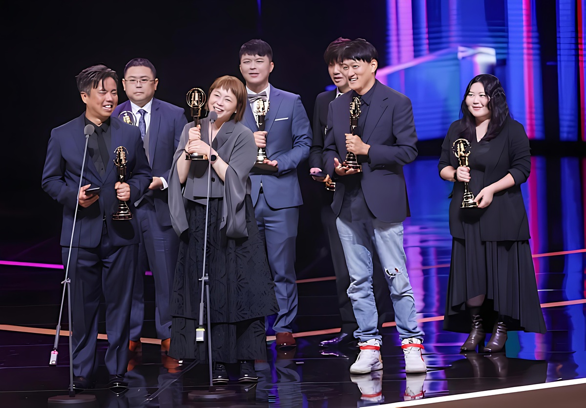 The Department of Communication Arts has achieved strong results in film and media education. Alumna Hui-Chi Hsieh won Best Visual Effects at the 2025 Golden Bell Awards.Image